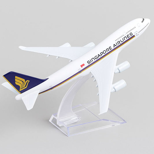 Singapore Airlines Model Plane - 16cm Full Metal