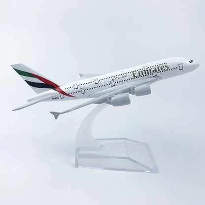 Emirates Airlines Model Plane - 16cm Full Metal