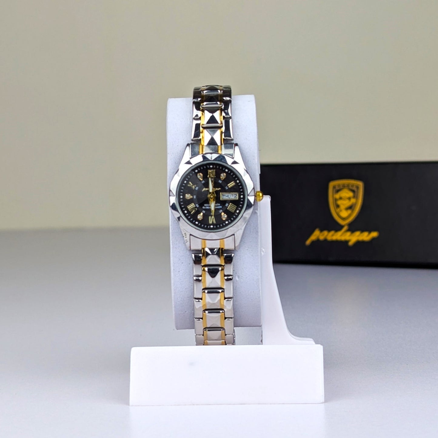 Poedagar Luxury Couple Watch Set – Silver & Gold Stainless Steel