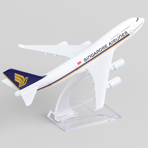Singapore Airlines Boeing Showpiece 16 cm