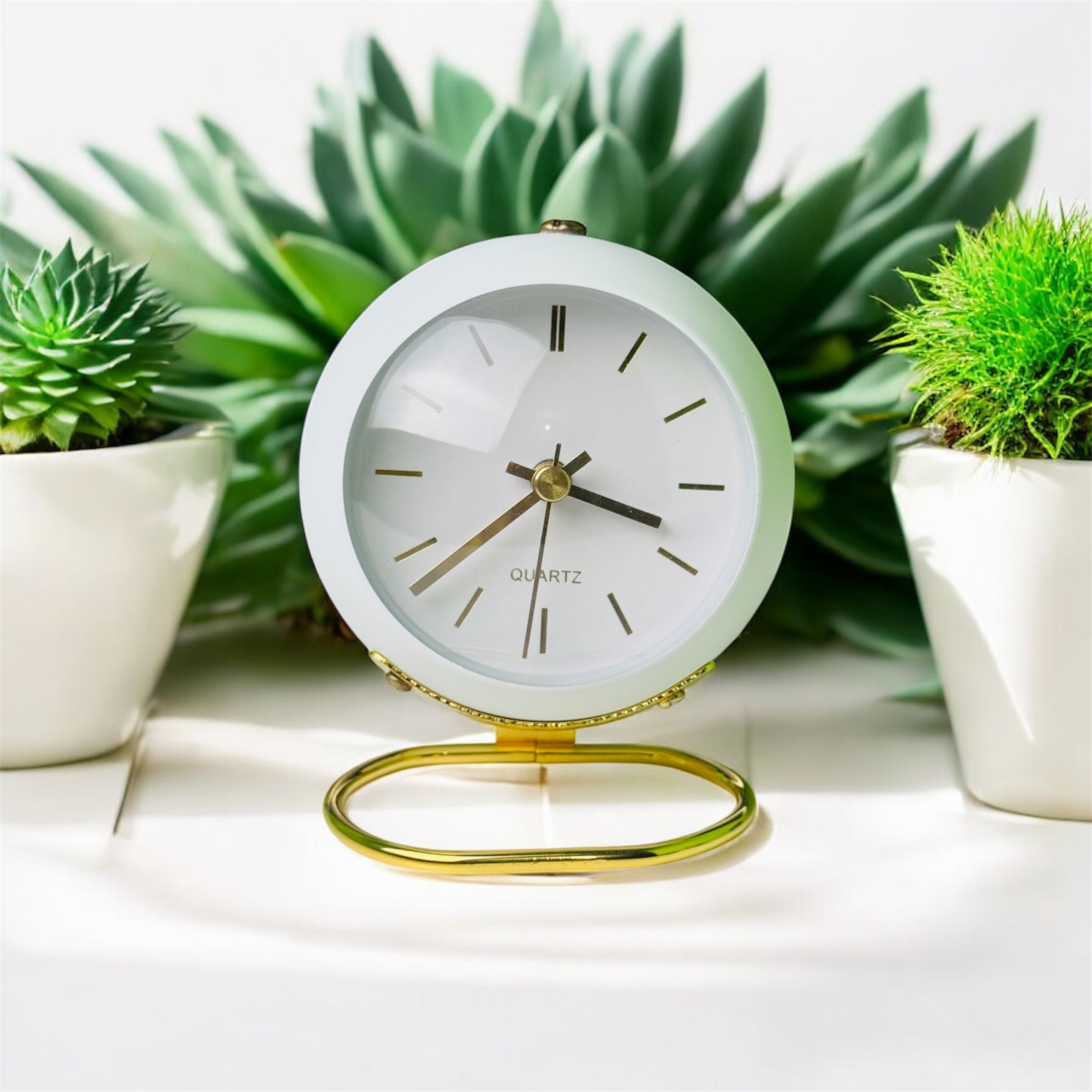 Minimalist Analog Alarm Clock